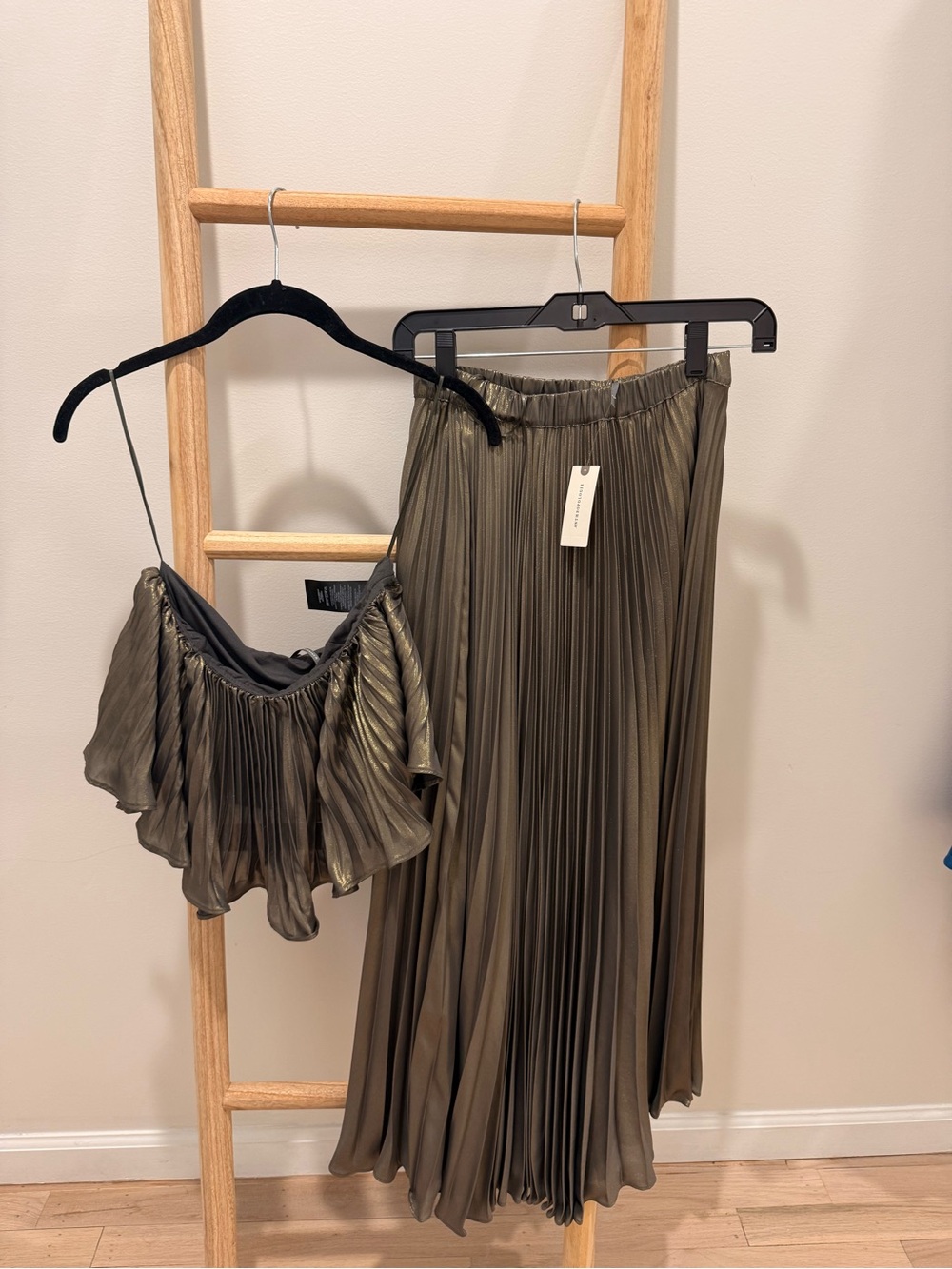 Anthropologie Metallic Pleated Two-Piece Skirt Set NWT Size 0 Olive Bronze